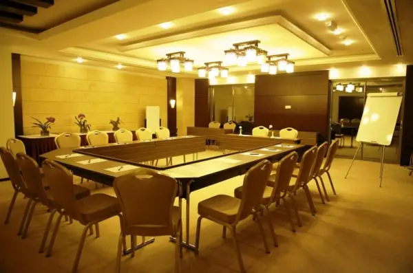 Grand Bellevue Hotel Apartment Dubai 9